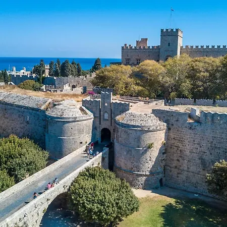 Casa Di Alejandro 木屋 Rhodes City